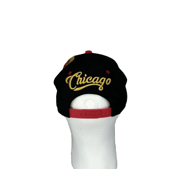 Vintage Style Embroidered NBA Chicago Bulls Hat Snapback - Picture 3 of 4